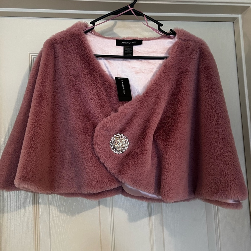 Pink Faux Fur Wrap